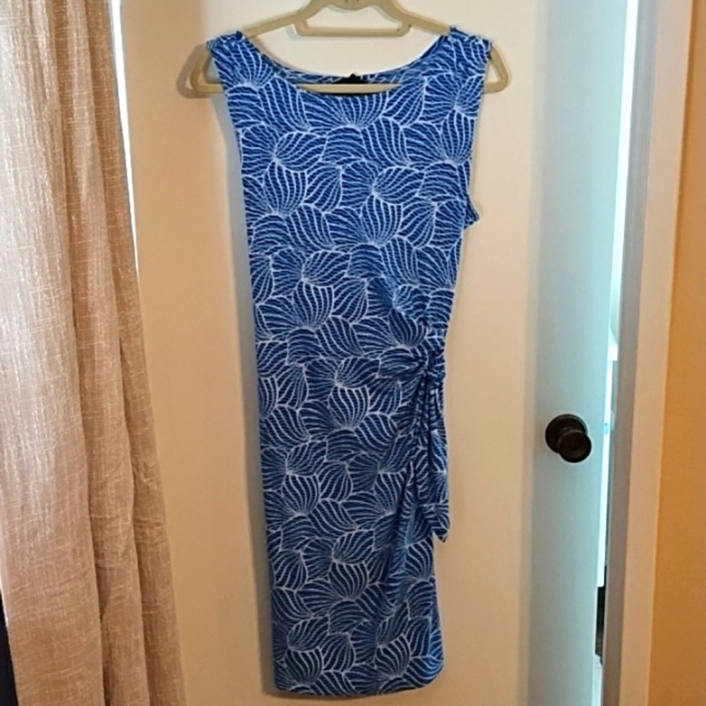 Covington large sleeveless dress excellent condition
